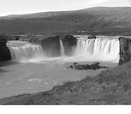 Goðafoss, le “cascate degli dei”